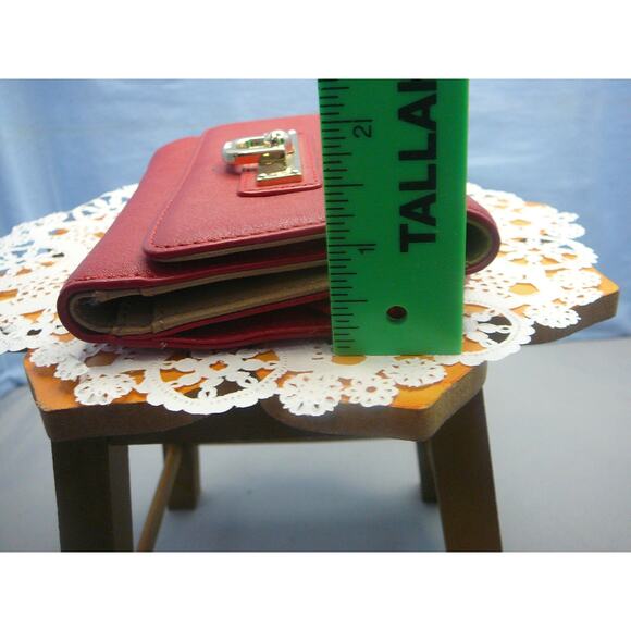 DKNY Red 100% Leather Card Wallet - Picture 9 of 10